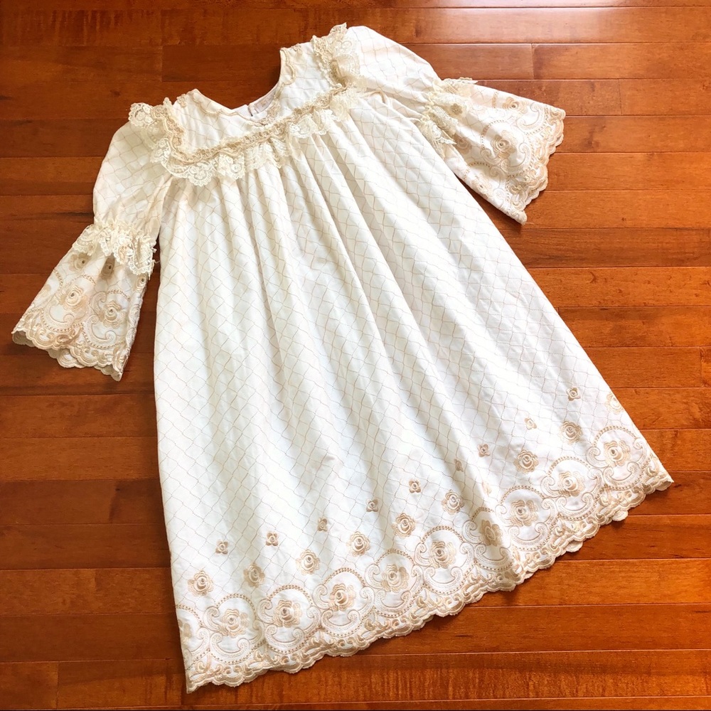 LA PETITE luxury boutique nightgown